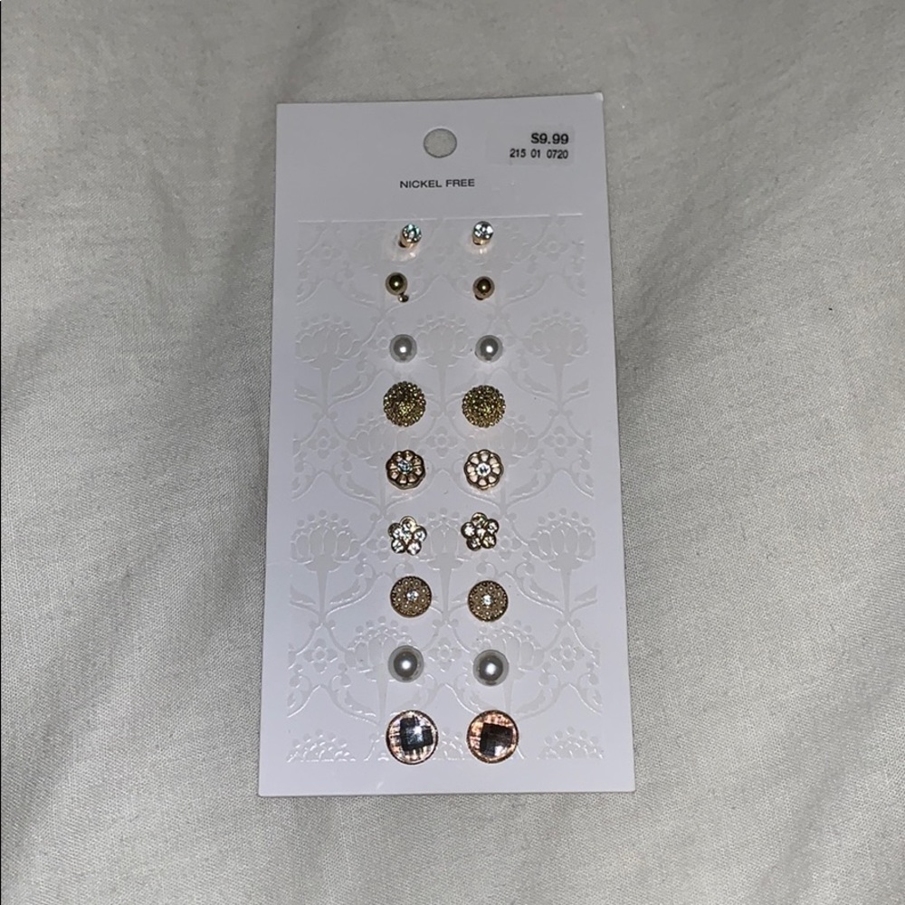 Gold earring pack